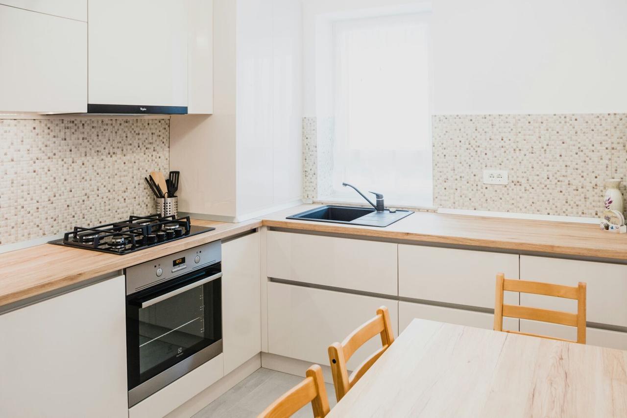Apartament 4Tourists Brasov Bagian luar foto