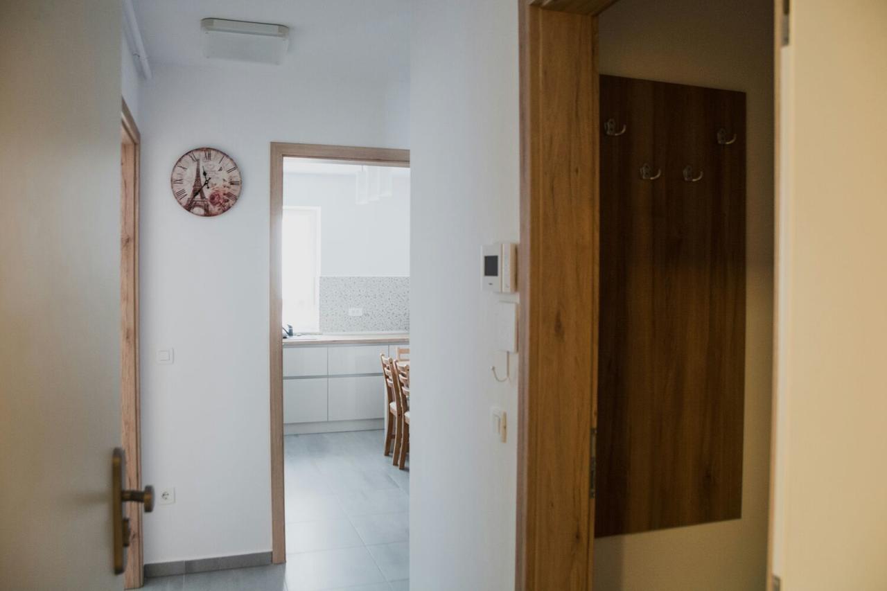Apartament 4Tourists Brasov Bagian luar foto